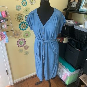 Light weight, denim dress with tie at waist, Sz 12